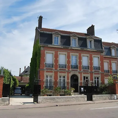 D'hotes L'ambroise Frühstückspension 4*